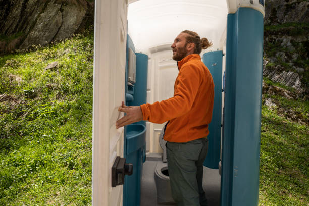 Best Porta potty rental near me  in Forsyth, MO