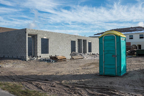 Best Portable restroom trailer rental  in Forsyth, MO